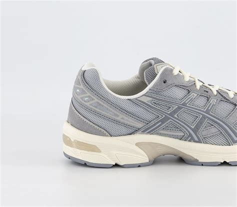 asics gel 1130 trainers.